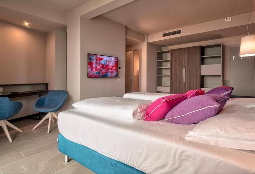 Suite with lake view, Sky View Garda Lake By Hotel Galvani