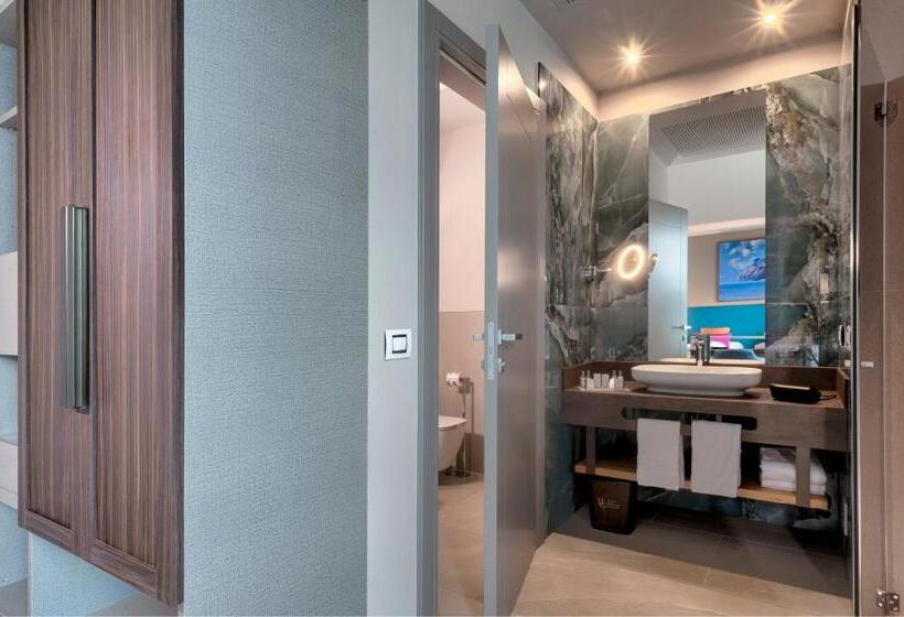 اتاق استاندارد با چشم‌انداز دریاچه, Sky View Garda Lake By Hotel Galvani