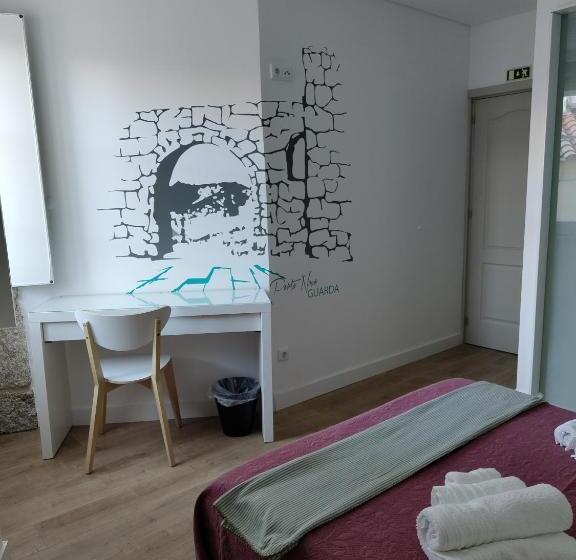 سوییت, Urbe Sanchina   Hostel & Suites