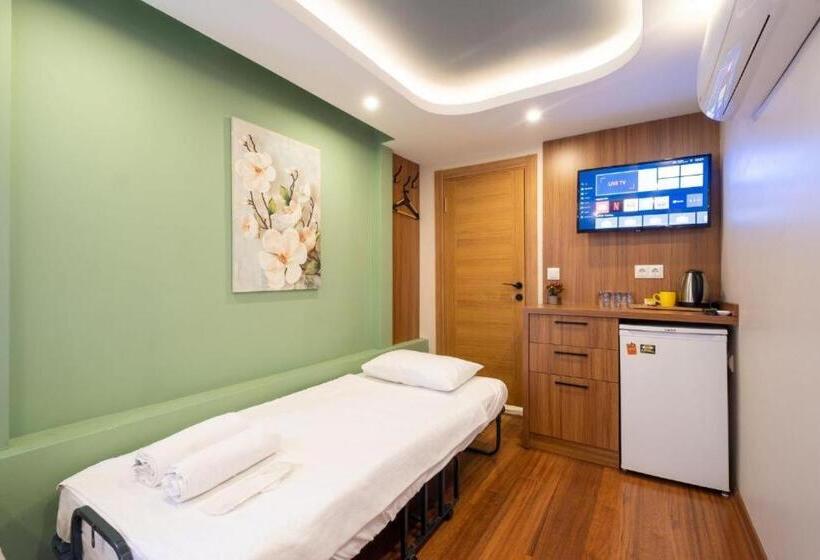 اتاق لوکس سه تخته, Ortaköy İstanbul Hotel&suites