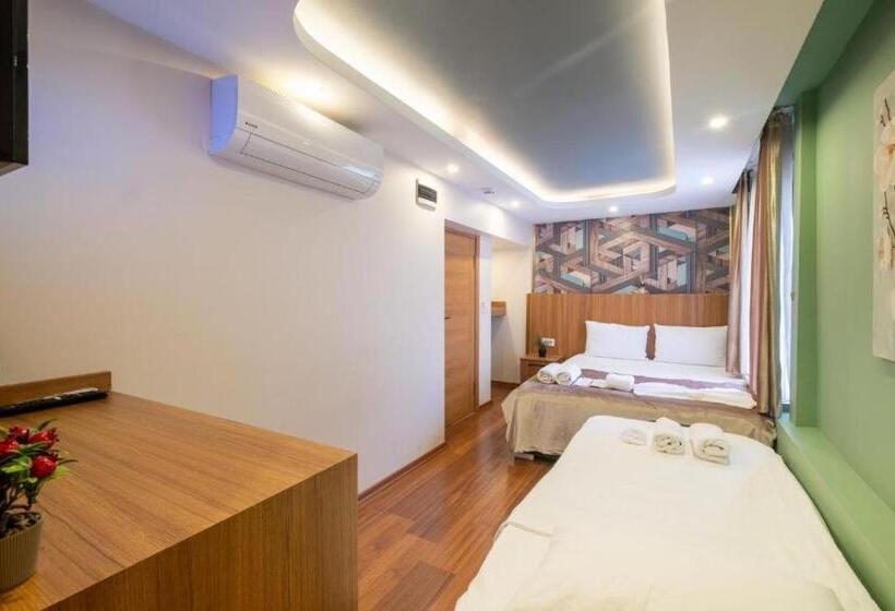 اتاق لوکس سه تخته, Ortaköy İstanbul Hotel&suites