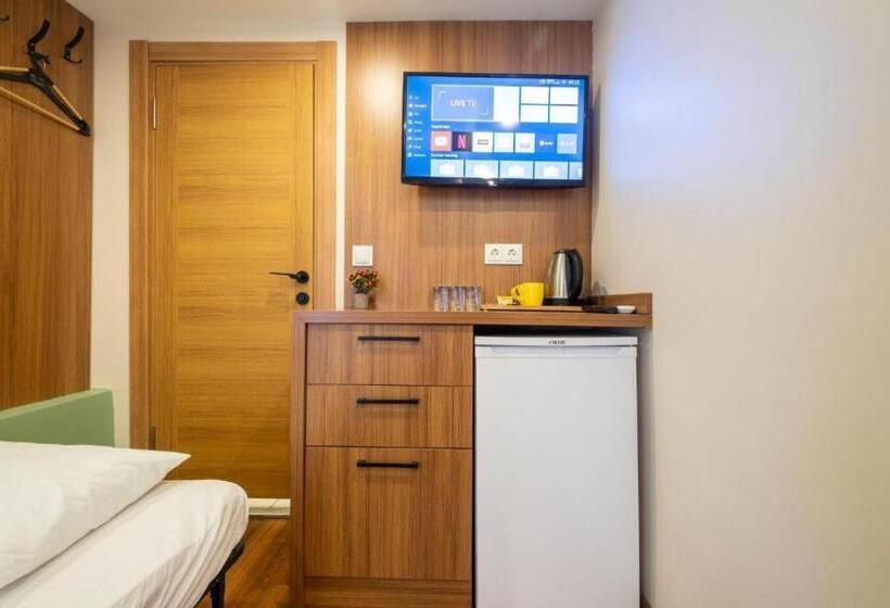 اتاق لوکس سه تخته, Ortaköy İstanbul Hotel&suites