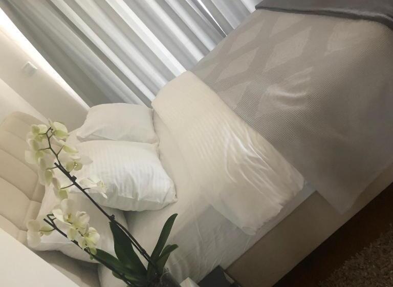 اتاق لوکس با بالکن, Miray Guest House Boutique