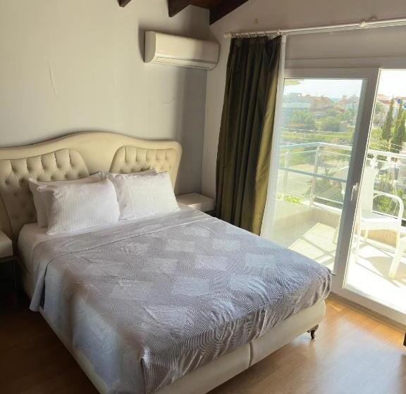 اتاق استاندارد با بالکن, Miray Guest House Boutique
