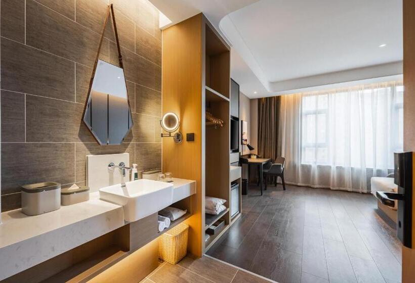 اتاق لوکس, Atour Hotel Chifeng Hongshan Sport Center