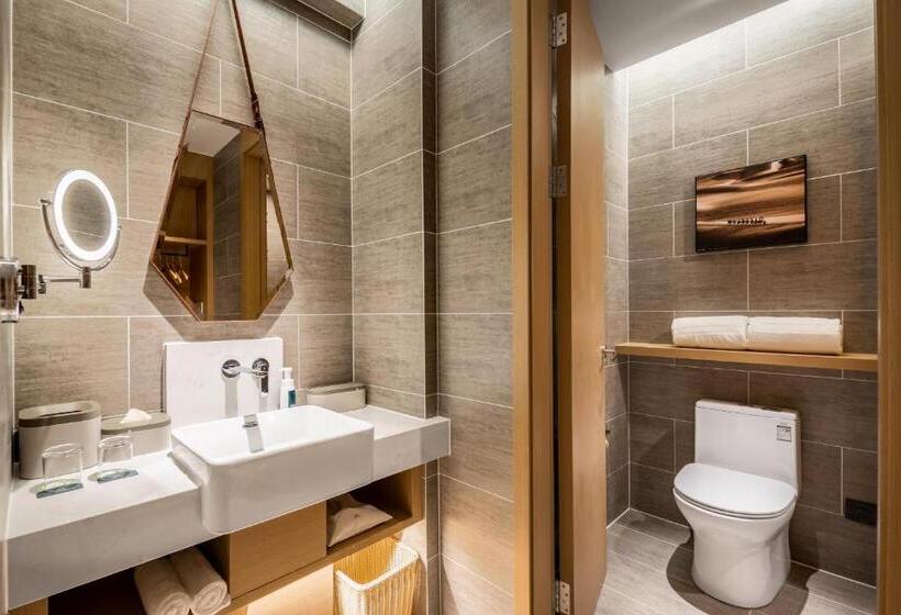 سوییت لوکس, Atour Hotel Chifeng Hongshan Sport Center