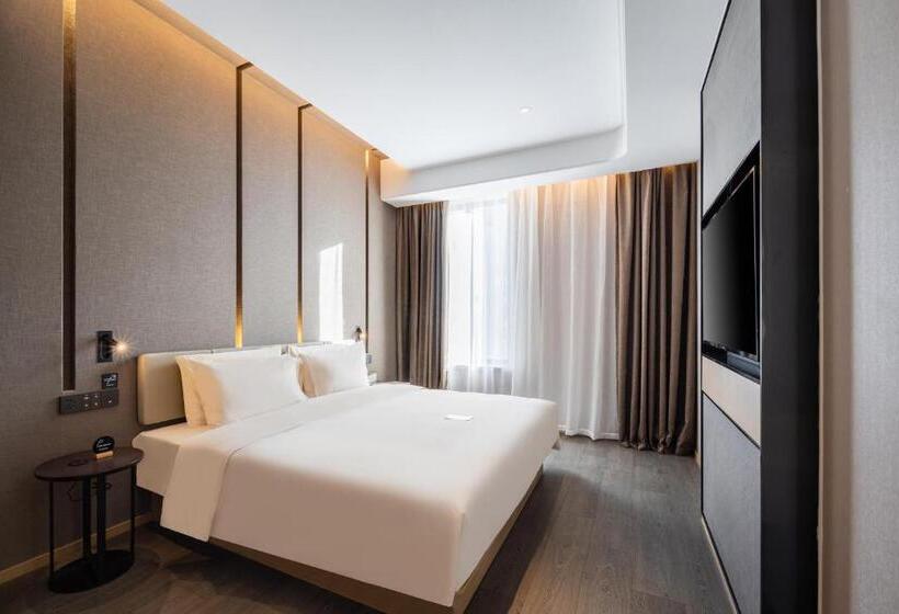 سوییت سوپریور, Atour Hotel Chifeng Hongshan Sport Center