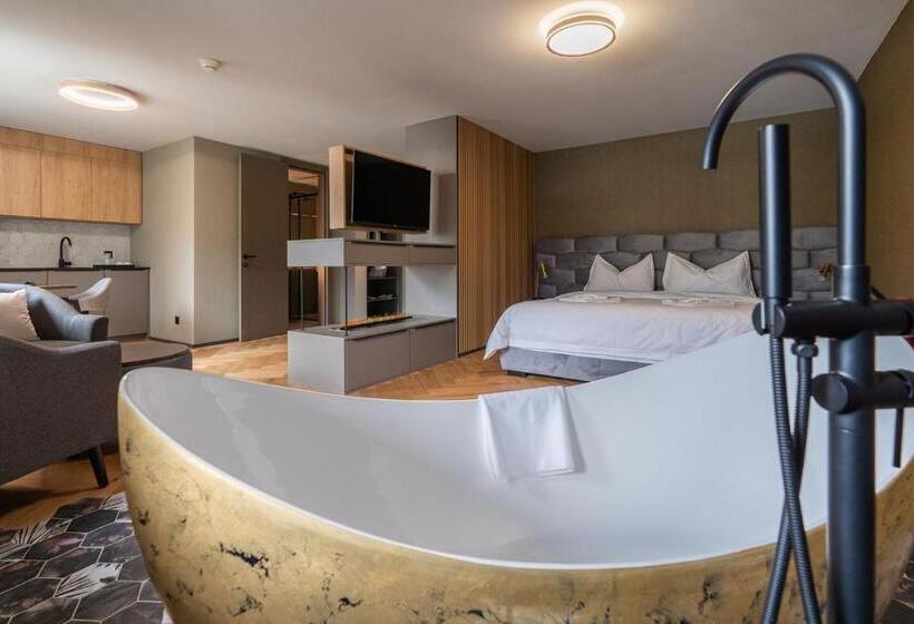 デラックススイート, Berg & Berg Hotel Und Apartments   Kerns