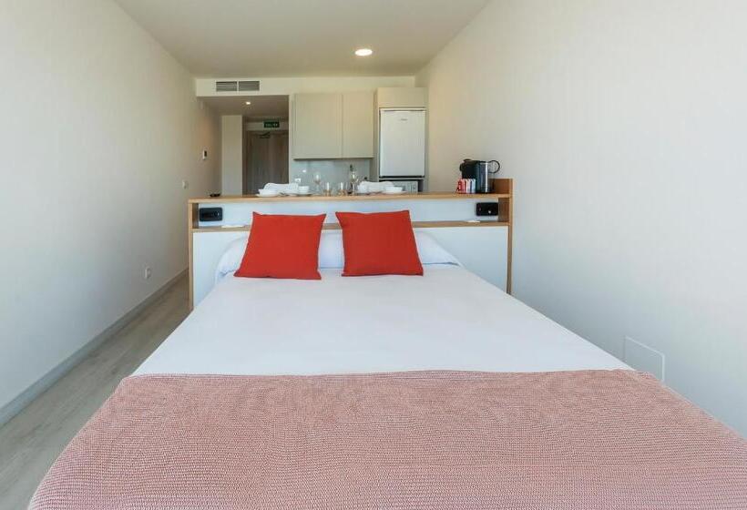 استودیوی استاندارد, Ola Apartamentos Finisterre
