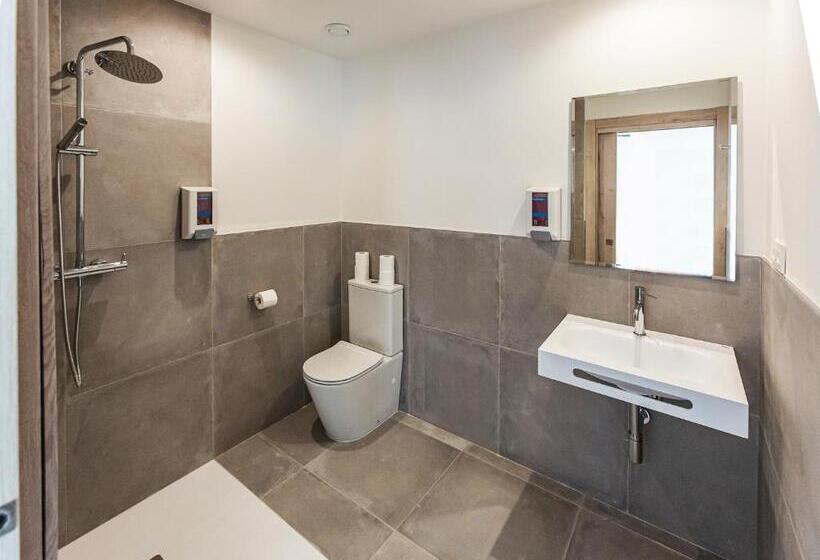 اتاق استاندارد سه نفره, Ola Apartamentos Finisterre