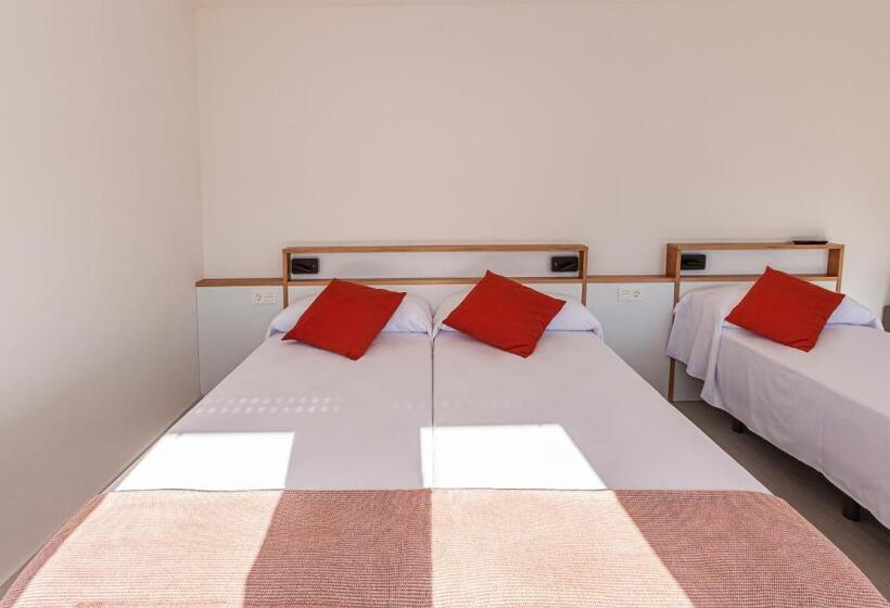اتاق استاندارد سه نفره, Ola Apartamentos Finisterre