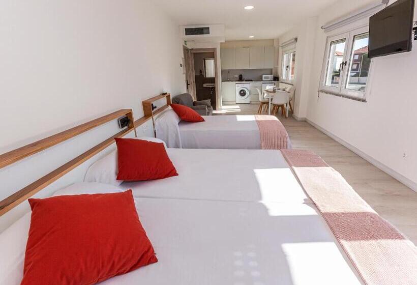 اتاق استاندارد سه نفره, Ola Apartamentos Finisterre