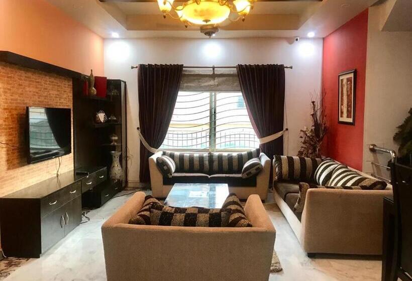 اتاق لوکس, Dazzy Dream Guest House