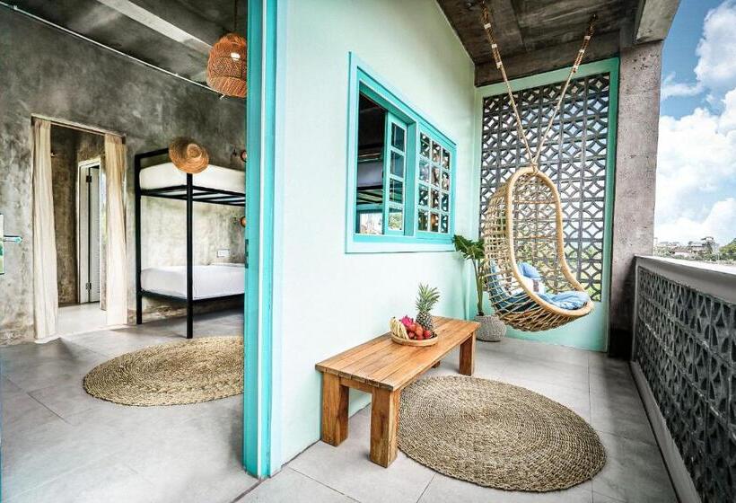 اتاق استاندارد چهار تخته, Good Mantra Studio