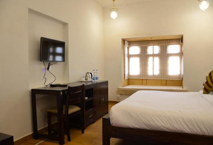 اتاق استاندارد با تخت بزرگ, Dev Villa