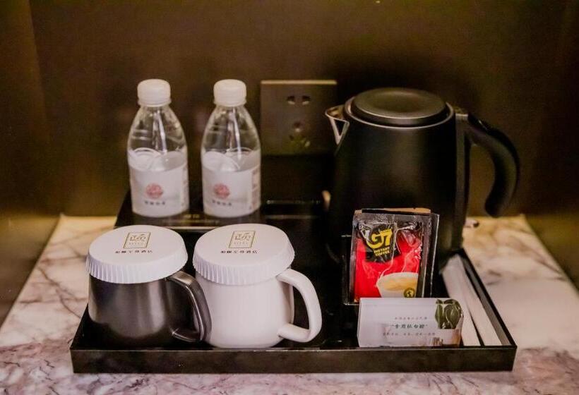 اتاق استاندارد با تخت بزرگ, Yitel Premium