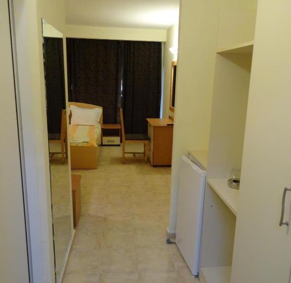 اتاق استاندارد, Rooms In Hotel Gramada
