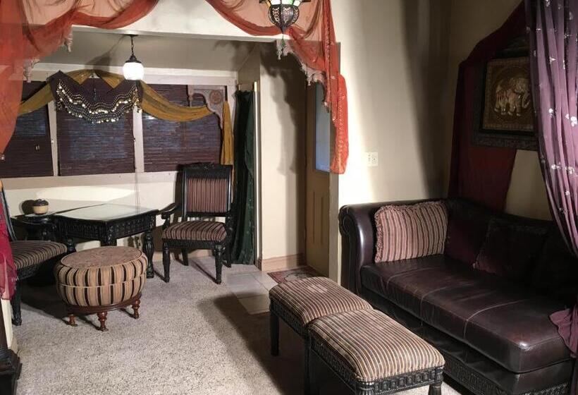 套房, 1884 Wildwood Bed And Breakfast Inn