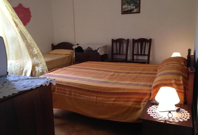 اتاق استاندارد, Agriturismo La Calabrisella