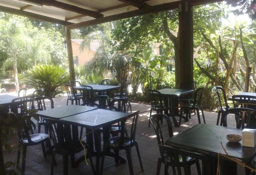 اتاق استاندارد چهار تخته, Agriturismo La Calabrisella