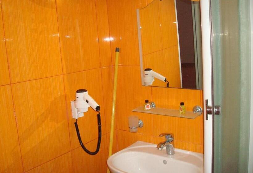 اتاق استاندارد, Prestige