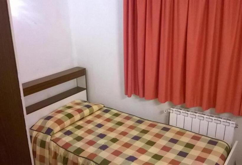 اتاق استاندارد یک نفره, Casa Feliu