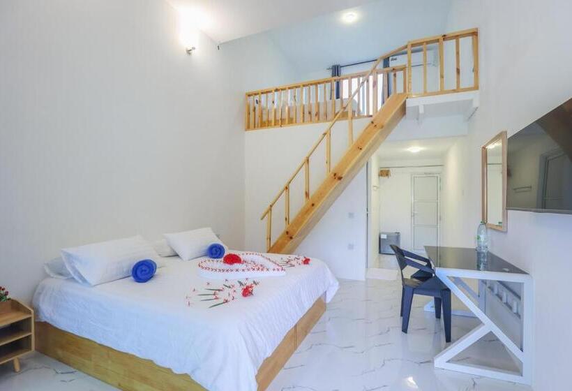 اتاق خانوادگی, Thoddoo Island Holiday Inn