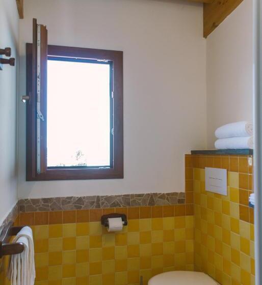اتاق استاندارد سه نفره, Barbagia