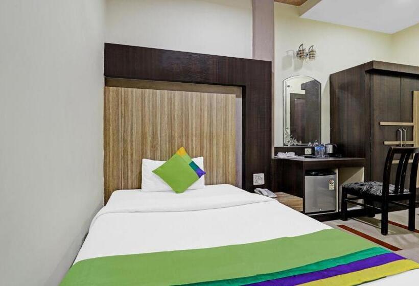 اتاق اکونومی, Treebo Apollo