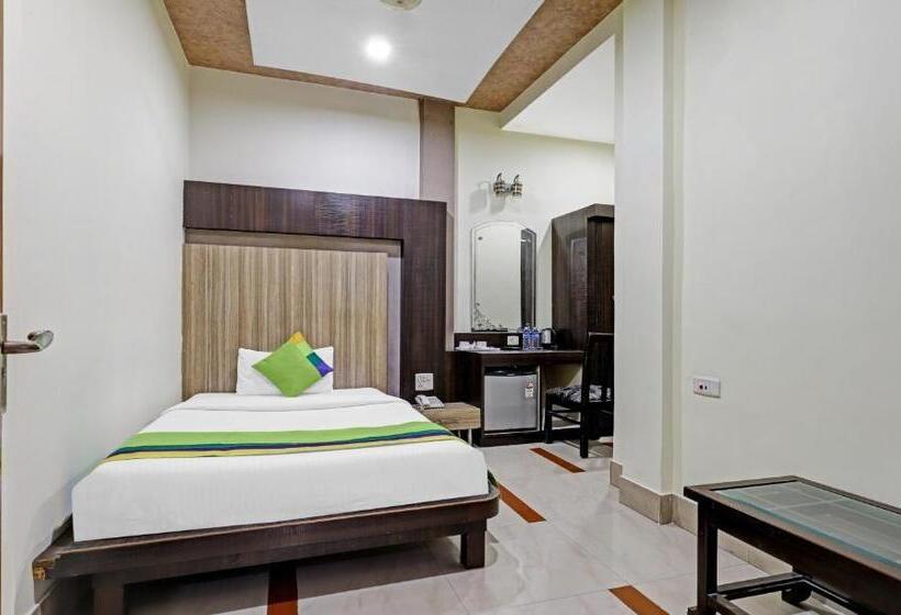 اتاق اکونومی, Treebo Apollo