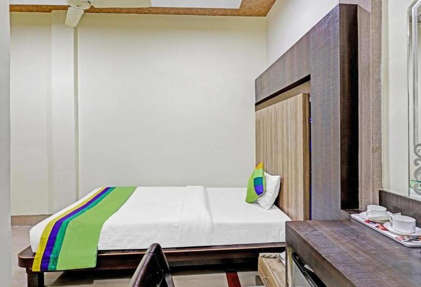اتاق اکونومی, Treebo Apollo