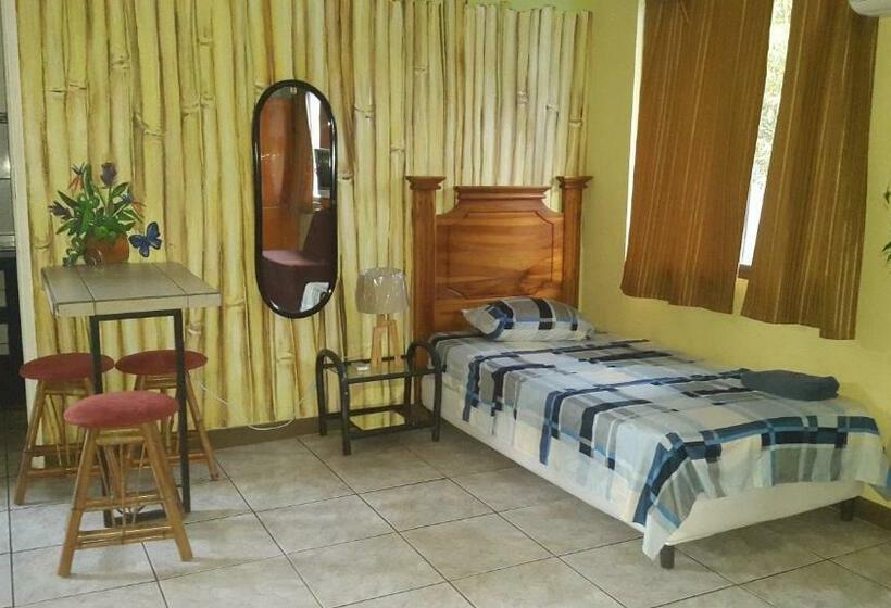 استودیو استاندارد با بالکن, Villa Prats