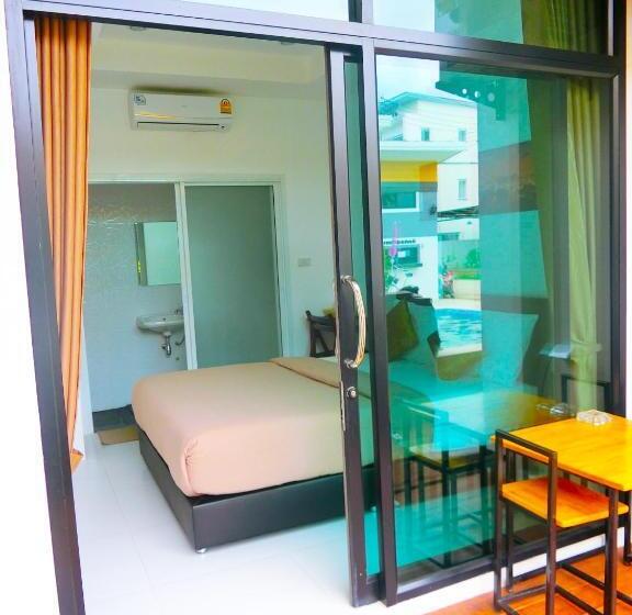 اتاق استاندارد با چشم‌انداز باغ, Shafa Resort