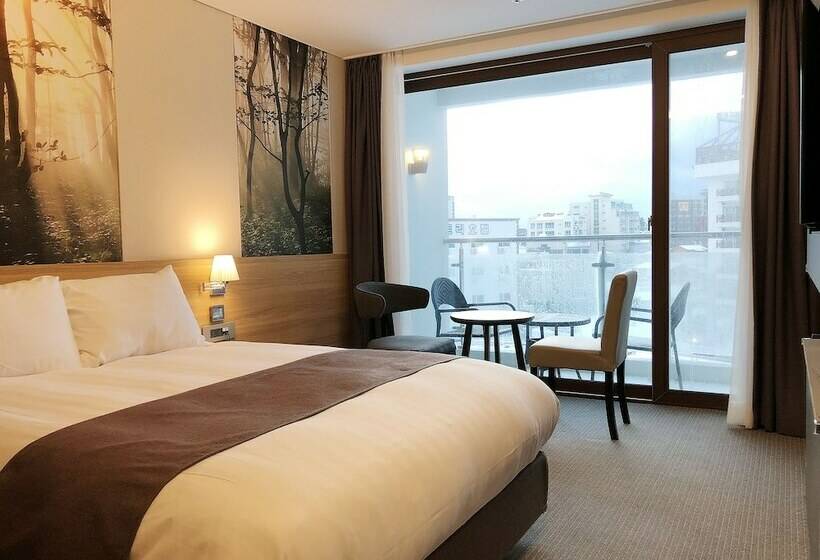 اتاق لوکس با چشم‌انداز شهر, Utop Ubless Hotel Jeju