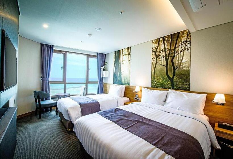 اتاق لوکس با چشم‌انداز دریا, Utop Ubless Hotel Jeju