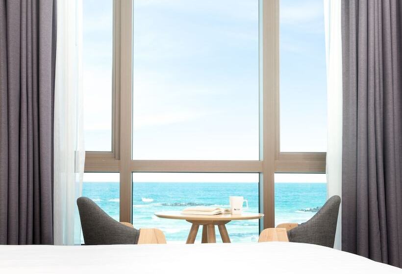 اتاق لوکس با چشم‌انداز دریا, Utop Ubless Hotel Jeju