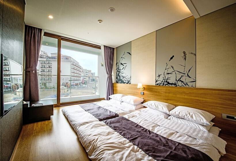 اتاق لوکس با چشم‌انداز شهر, Utop Ubless Hotel Jeju