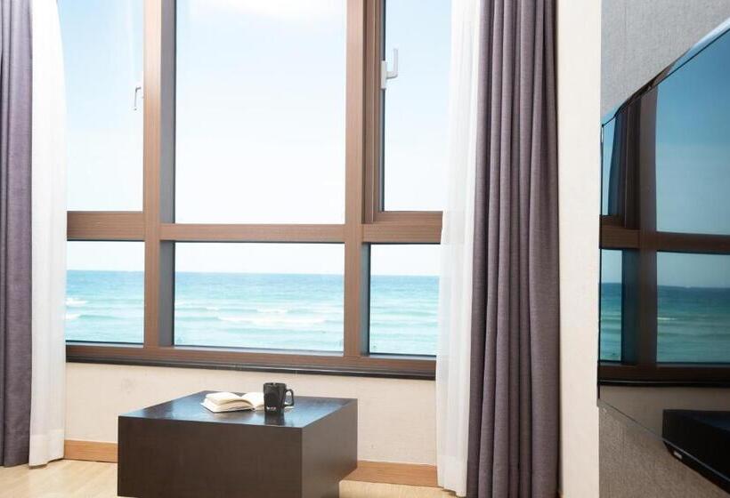 اتاق لوکس با چشم‌انداز دریا, Utop Ubless Hotel Jeju
