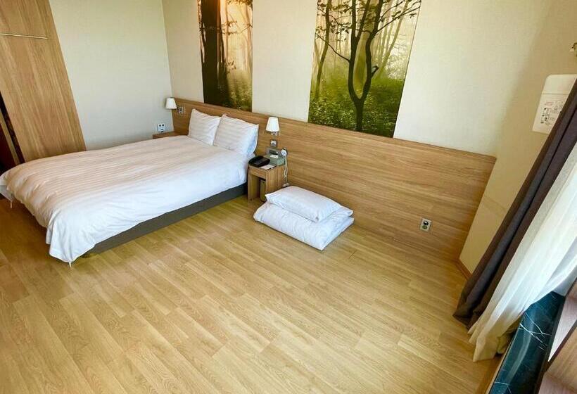 اتاق لوکس با چشم‌انداز شهر, Utop Ubless Hotel Jeju