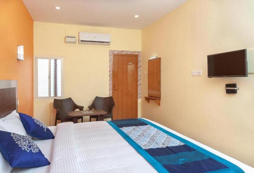 اتاق کلاسیک سه تخته, Oyo Rooms Golden Four Way Road Kanyakumari