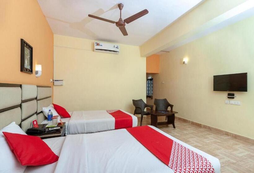 اتاق کلاسیک سه تخته, Oyo Rooms Golden Four Way Road Kanyakumari