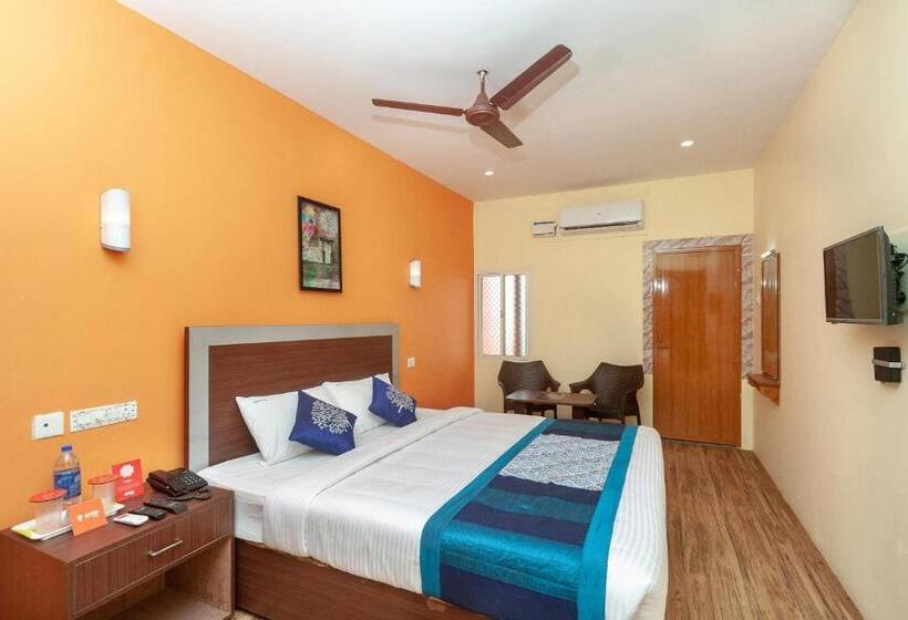 اتاق کلاسیک سه تخته, Oyo Rooms Golden Four Way Road Kanyakumari