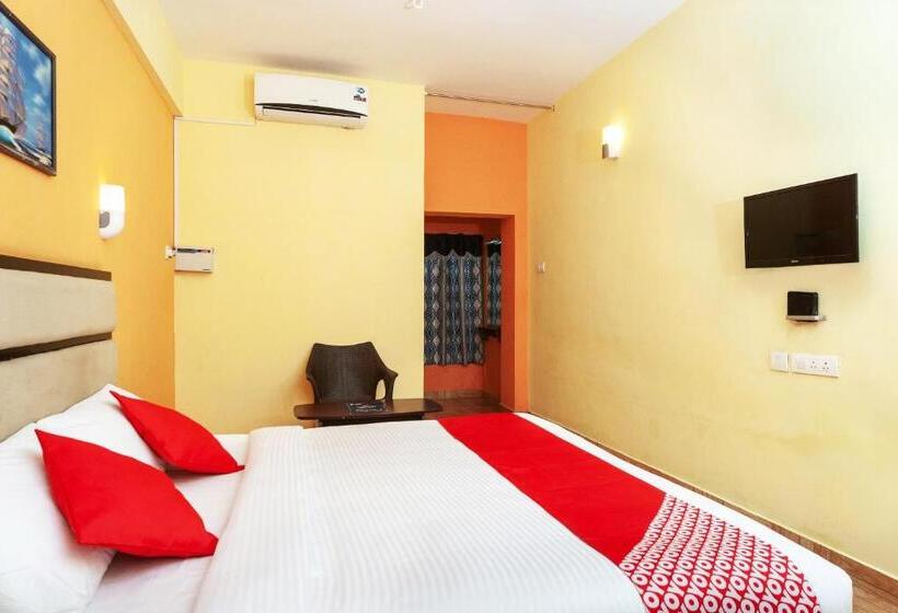 اتاق کلاسیک سه تخته, Oyo Rooms Golden Four Way Road Kanyakumari