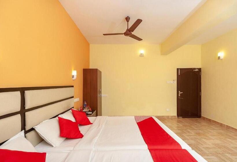 اتاق کلاسیک سه تخته, Oyo Rooms Golden Four Way Road Kanyakumari