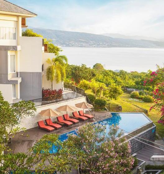 اتاق لوکس با چشم‌انداز دریا, Swissbelinn Luwuk