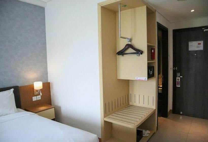 اتاق لوکس با چشم‌انداز باغ, Swissbelinn Luwuk