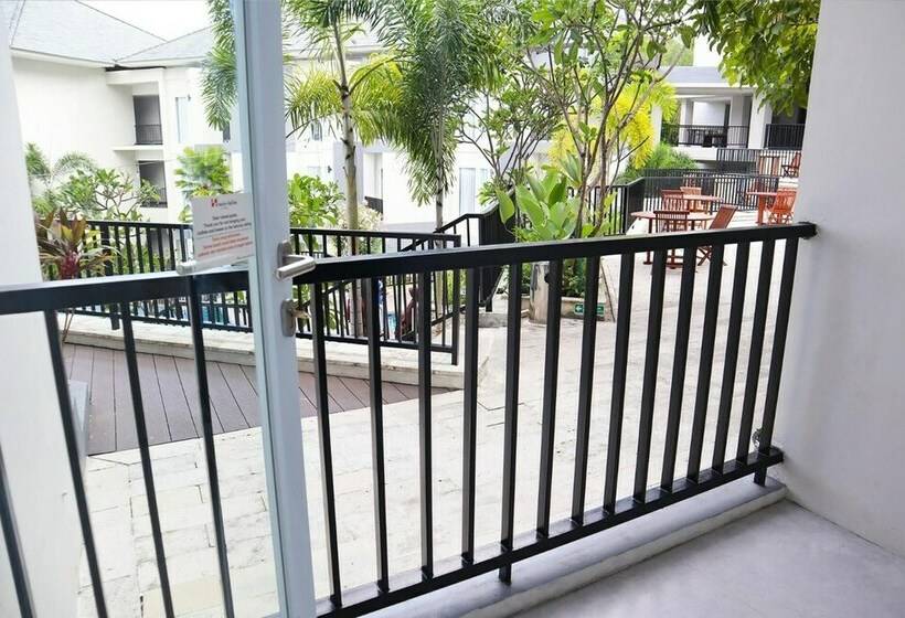 اتاق لوکس با چشم‌انداز باغ, Swissbelinn Luwuk