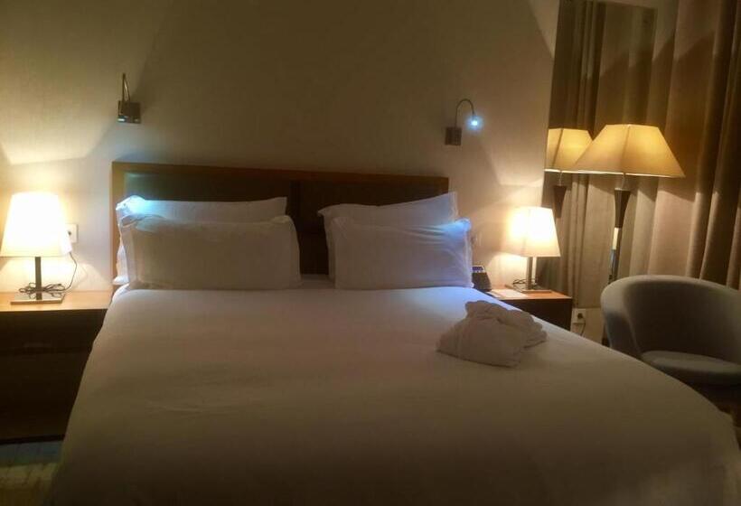 اتاق استاندارد, Pefaco Hotel Maya Maya
