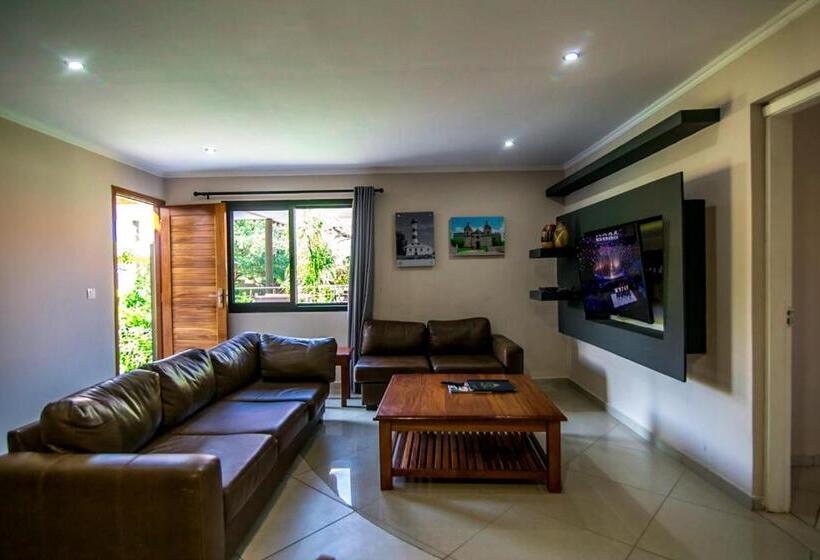 آپارتمان لوکس 2 خوابه, Ossanzaia Bilene Lodge