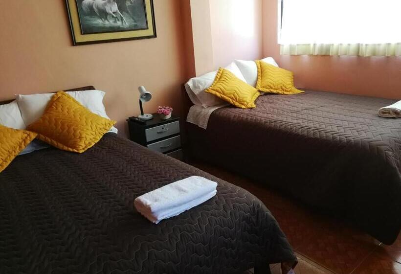 اتاق لوکس, Chapelet Hostal